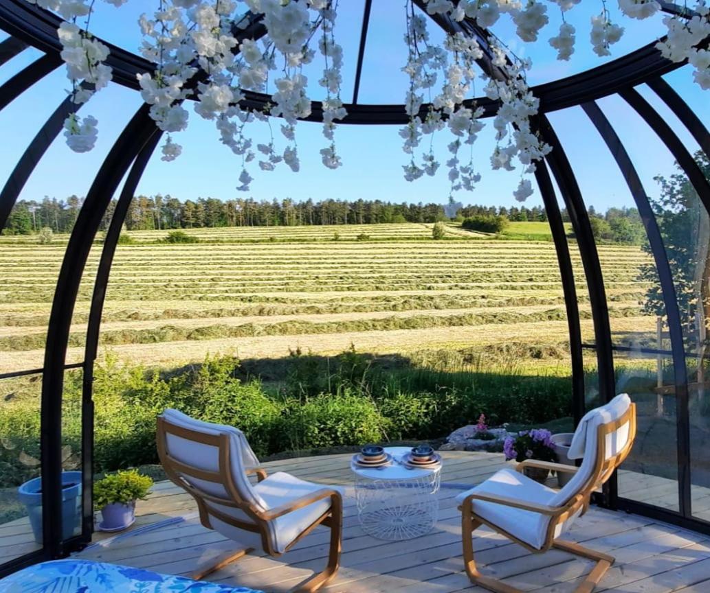 Luxe tent Au Clair De Ma Bulle Marche-en-Famenne